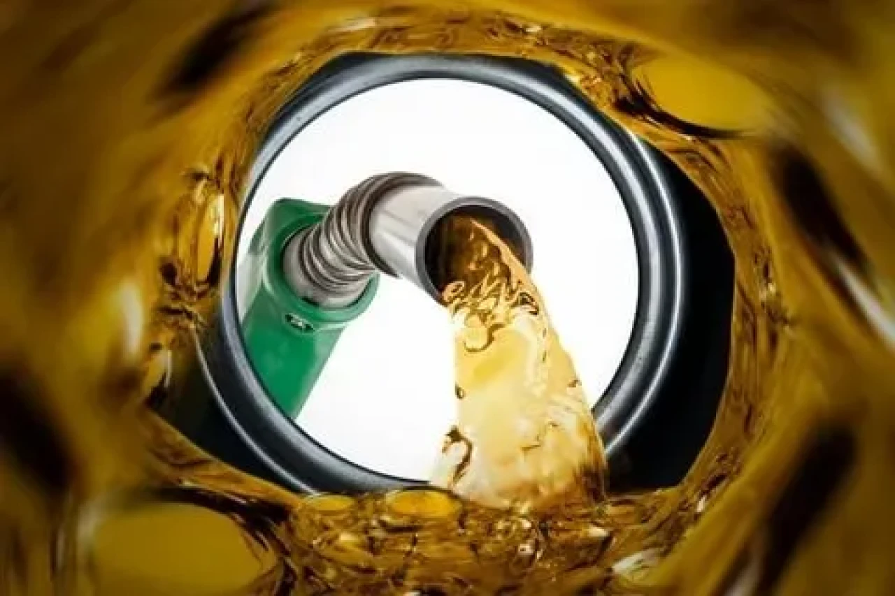 ⛽️ Son Dakika: Motorinde Büyük İndirim Pompaya Yansıdı! Fiyatlar Yeniden 60 TL Altına Geriledi