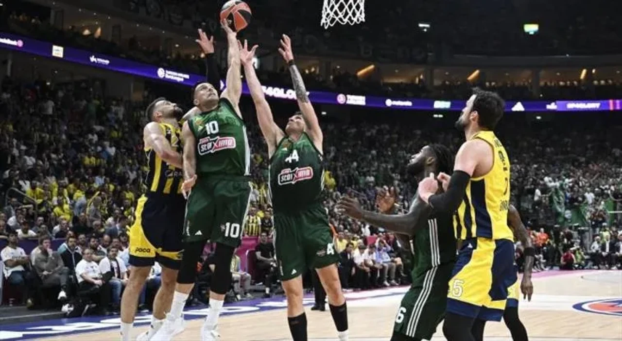 Basketbolseverlerin gözü Final Four’da! Fenerbahçe Beko-Panathinaikos maçı ne zaman, hangi tarihte oynanacak?
