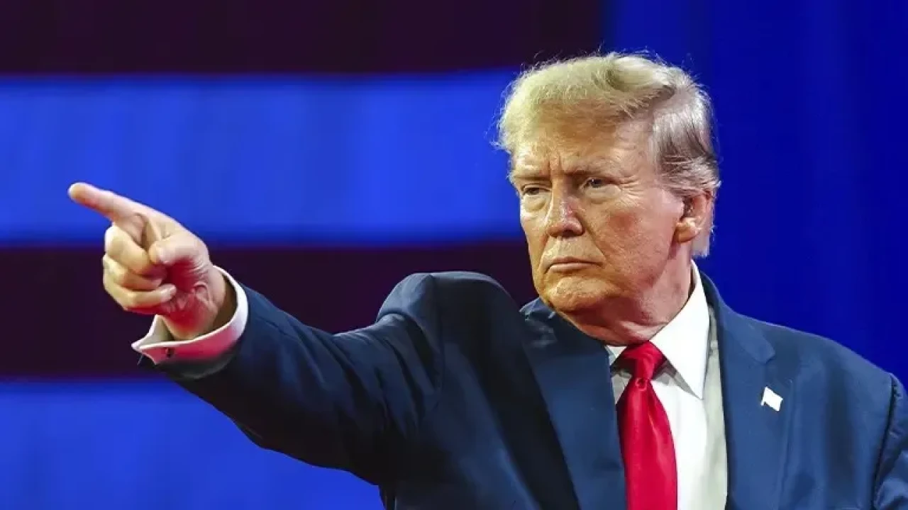 Trump'ın vergi avantajı sağlayan yasa tasarısı meclis'ten geçti!