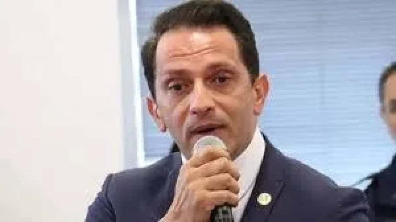 Mücahit Birinci AK Parti’den İstifa Etti