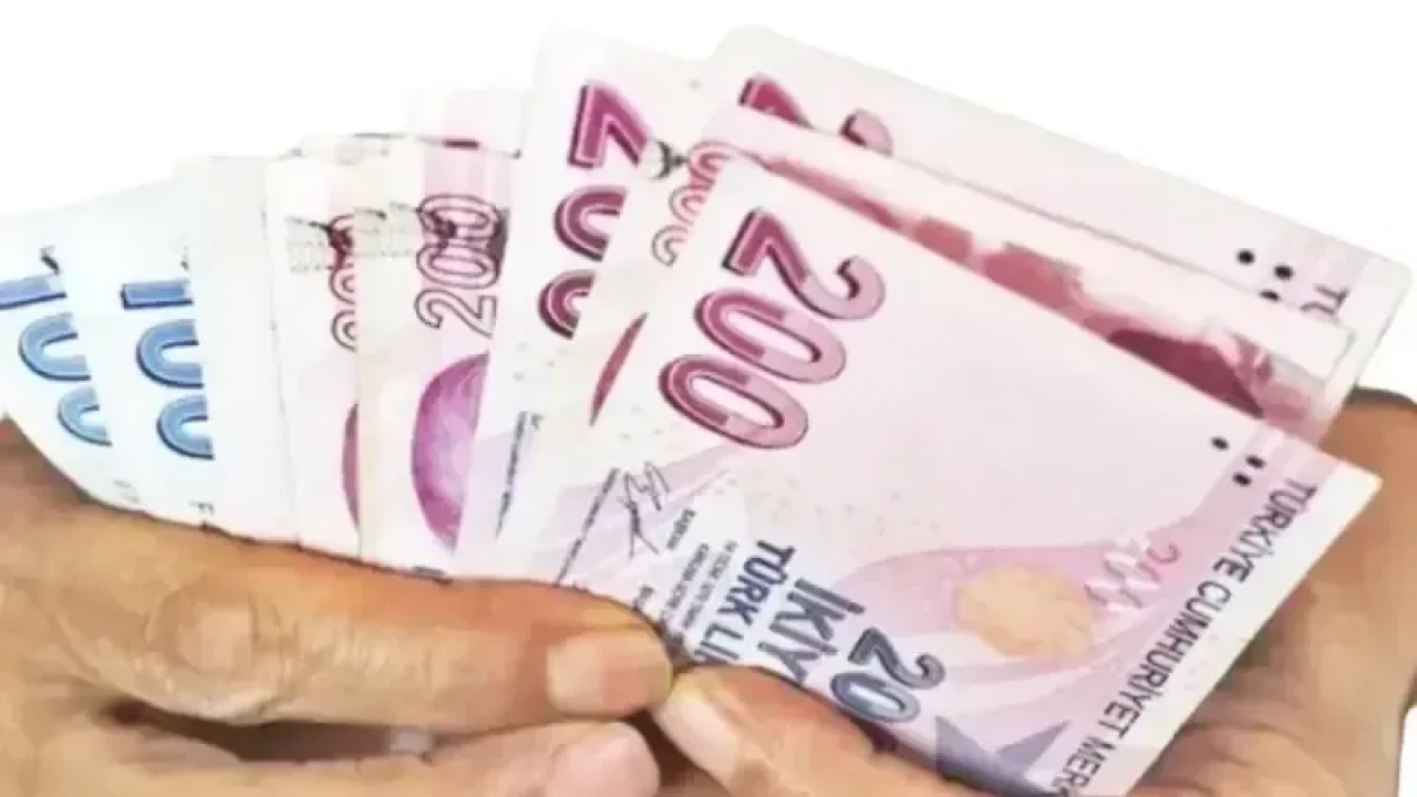 Emekli ve memurların zam farkı belli oldu mu? İşte, 5 aylık maaş zam farkı listesi…
