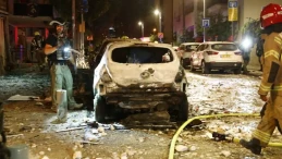 İran füzeleri Tel Aviv'i vurdu: 4 bölgede hasar, 6 yaralı