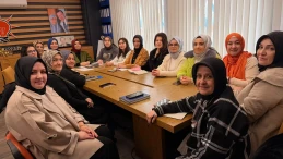 AK Parti Kocaeli İl Kadın Kolları Aylık Toplantısını Gerçekleştirdi