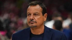Ergin Ataman’dan Olympiacos taraftarlarına sert tepki: "Zaferi kutlayan taraf biz olacağız"