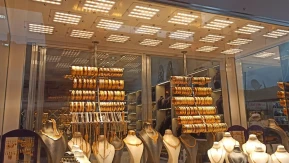 Altın fiyatları düşünce kuyumculara akın başladı: Küçük gramajlılar tükendi