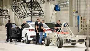Volvo tahttan düşüyor mu? Dünyanın en güvenli araçları listesi yayınlandı!