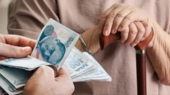 Emekli Ocak 2026 Zam Oranı İçin İlk Tahminler: SSK ve Bağ-Kur Emeklileri Ne Kadar Zam Alacak?