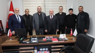 Başkan Bıyık'tan Esnaf Odası’na hayırlı olsun ziyareti