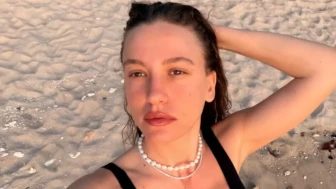 Serenay Sarıkaya'dan gözlerden uzak tatil! Annesiyle keyifli anlar paylaştı