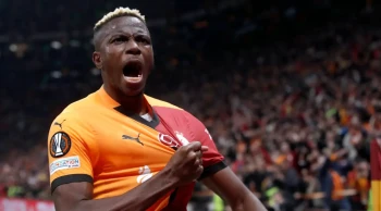 Osimhen ameliyattan çıktı, Fenerbahçe derbisi için söz verdi