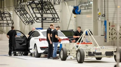Volvo tahttan düşüyor mu? Dünyanın en güvenli araçları listesi yayınlandı!