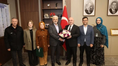 Darıca Belediyesi’nde Ziyaretçi Yoğunluğu