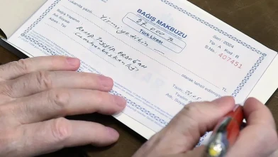 Cumhurbaşkanı Erdoğan’dan, Türkiye Diyanet Vakfı’na bağış!