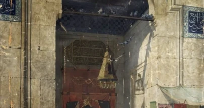 Osman Hamdi Bey’in “Cami Kapısında” Eseri rekor fiyatla satıldı!