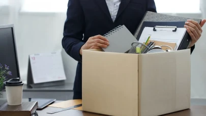 O banka kâr ettiği için, çalışanlarını azaltma kararı aldı!