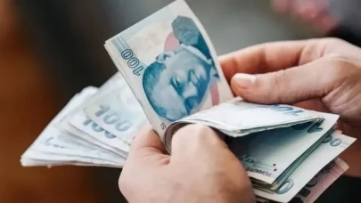 Emekli Maaşını Taşıyana 30 Bin TL’ye Yakın Promosyon: Ağustos 2025 Banka Banka Güncel Tutarlar ve Şartlar