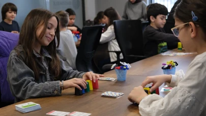 Başiskele’de gençler Türkiye Yüzyılı Gençlik Merkezi’nde buluştu