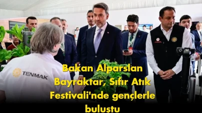 Alparslan Bayraktar’dan şok karar: Gençlerle bir araya geldi