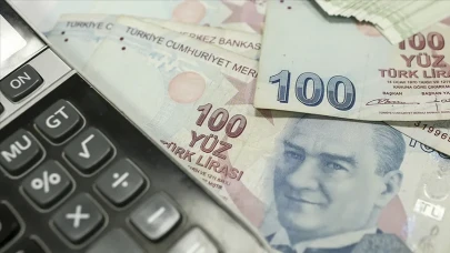 Emeklileri heyecanlandıran gelişme! Uzman isim maaş zammı için rakam verdi…