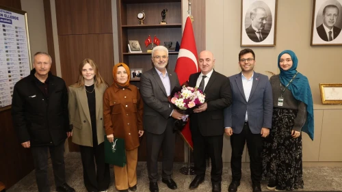 Darıca Belediyesi’nde Ziyaretçi Yoğunluğu