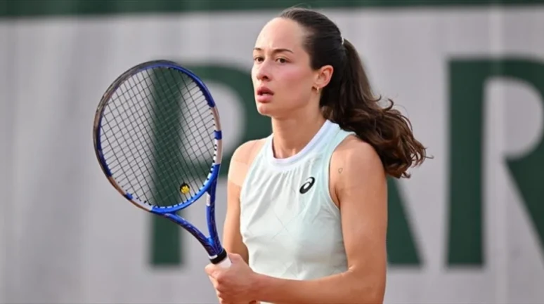 Zeynep Sönmez Wimbledon'da Yeni Bir Zafer İçin Saha Çıkıyor: 3. Tur Heyecanı Yarın!