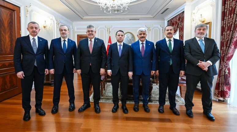 Kocaeli AK Parti Heyeti’nden Adalet Bakanı Akın Gürlek’e Hayırlı Olsun Ziyareti