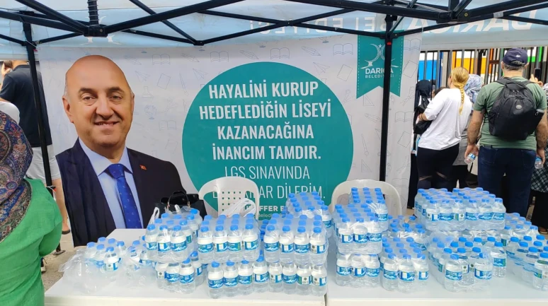 Darıca’da LGS Öğrencilerine Moral ve Su Desteği
