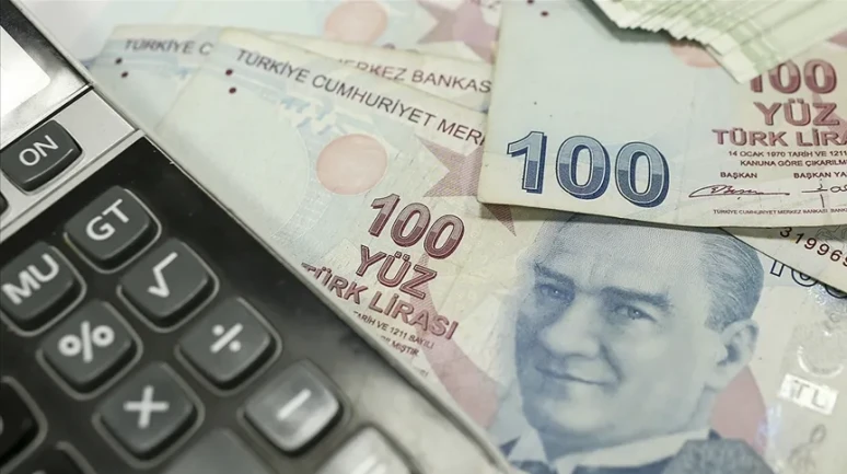 Emeklileri heyecanlandıran gelişme! Uzman isim maaş zammı için rakam verdi…