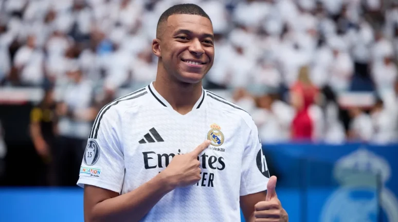 Mbappe’den Ronaldo ve Messi Yorumu: “Birbirlerine Hiç Benzemiyorlar”