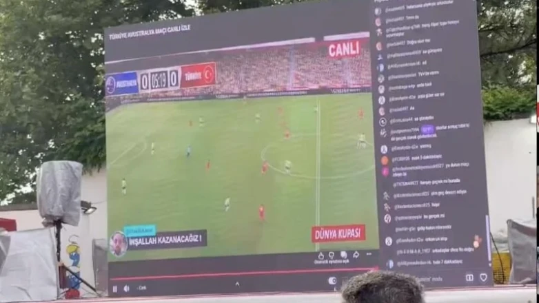 Kırıkkale’deki dev ekranda büyük skandal: Maç yerine oyun izlettiler
